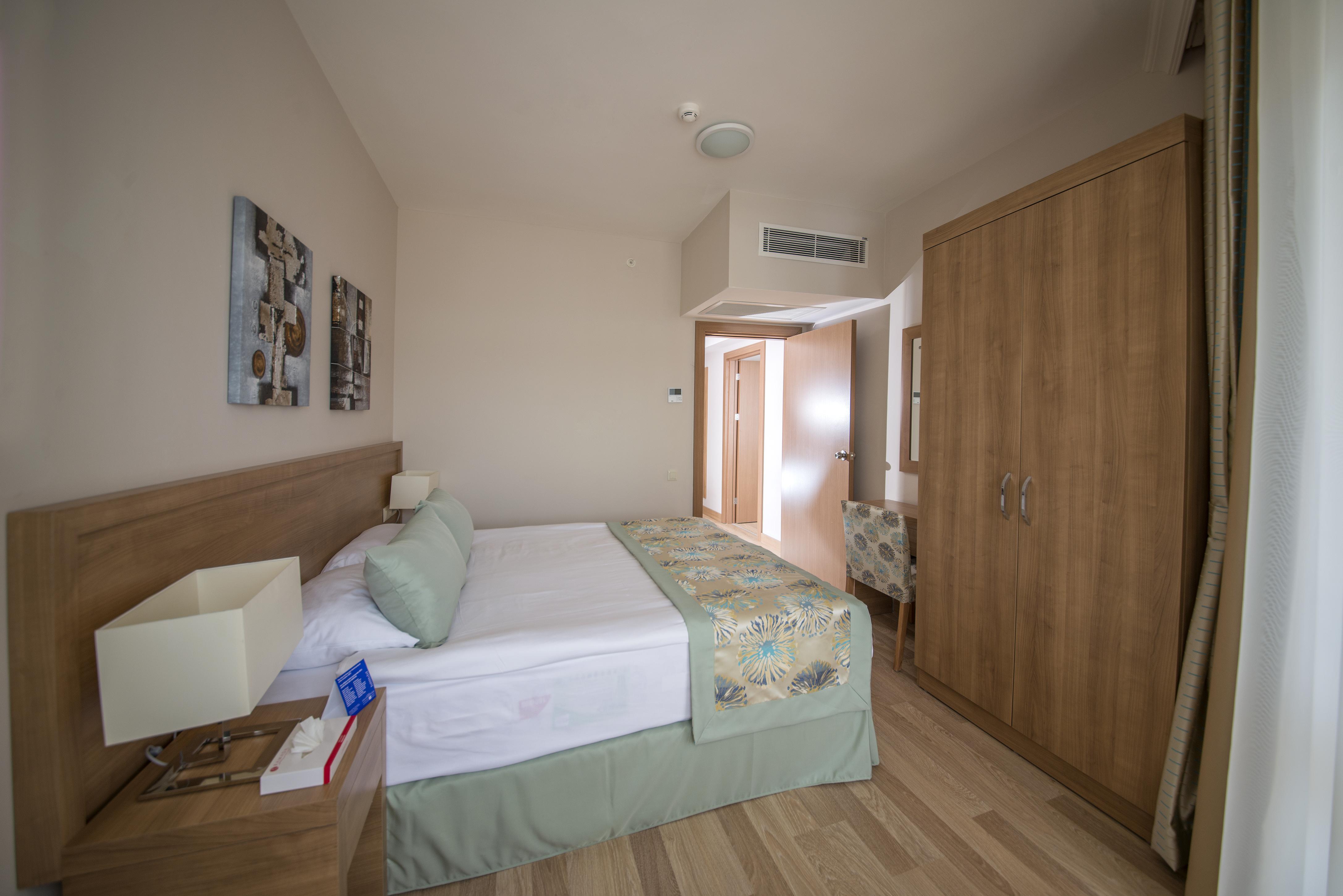 Wyndham Garden Lara Hotell Antalya Eksteriør bilde