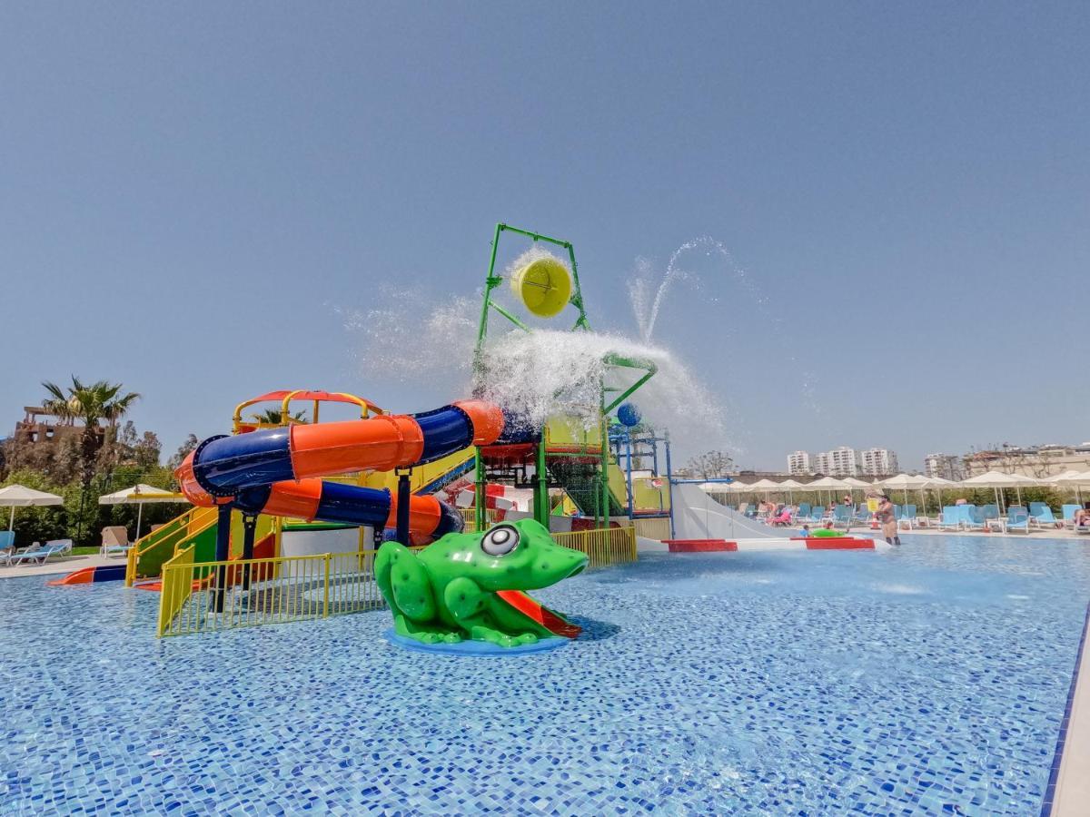Wyndham Garden Lara Hotell Antalya Eksteriør bilde