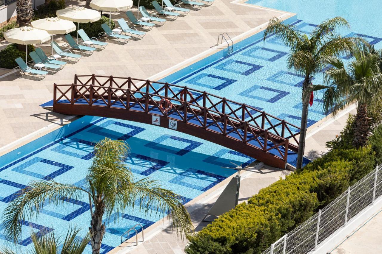 Wyndham Garden Lara Hotell Antalya Eksteriør bilde