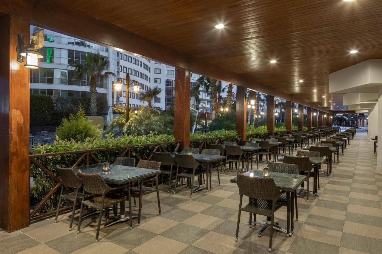 Wyndham Garden Lara Hotell Antalya Eksteriør bilde