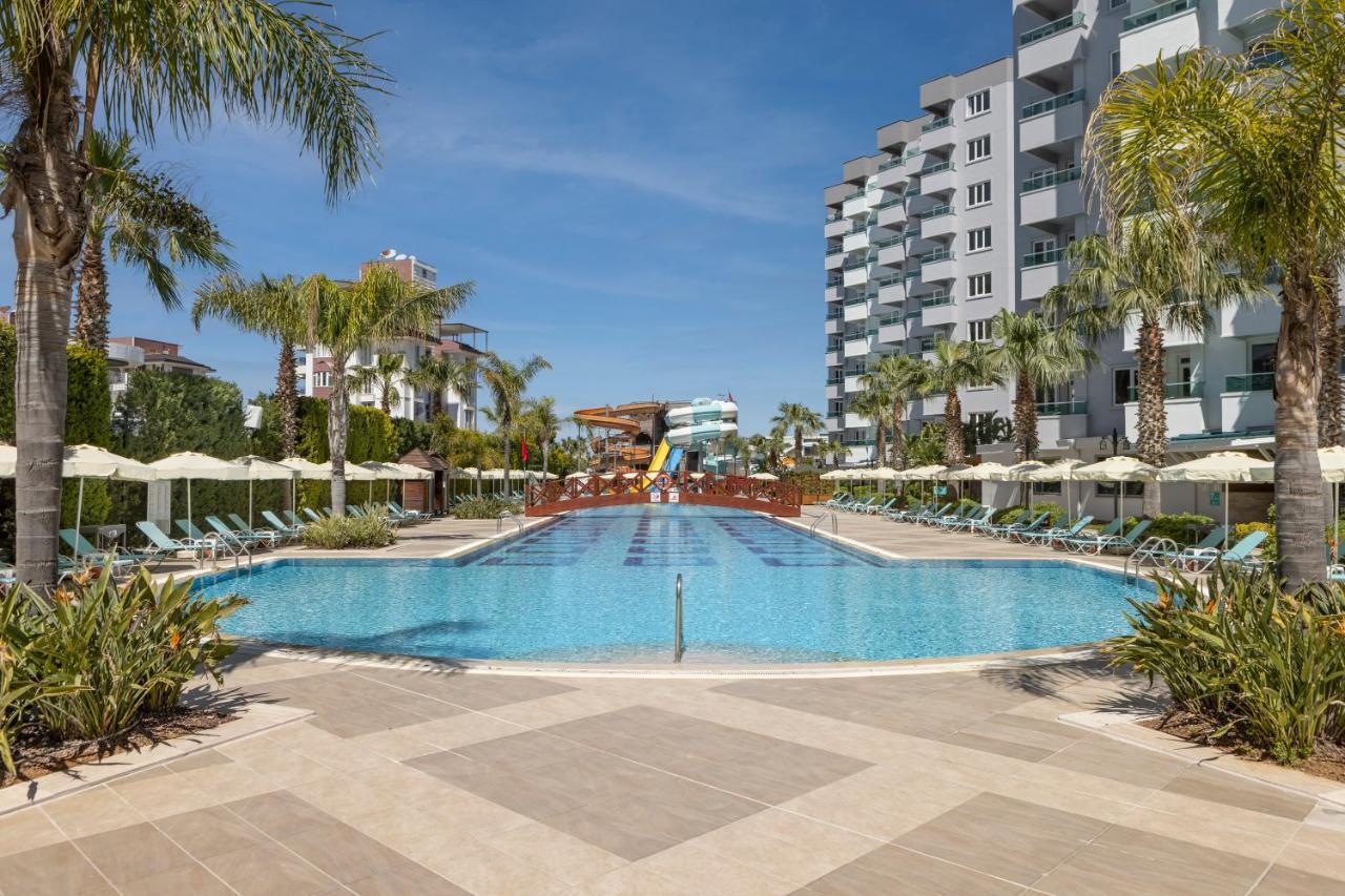Wyndham Garden Lara Hotell Antalya Eksteriør bilde