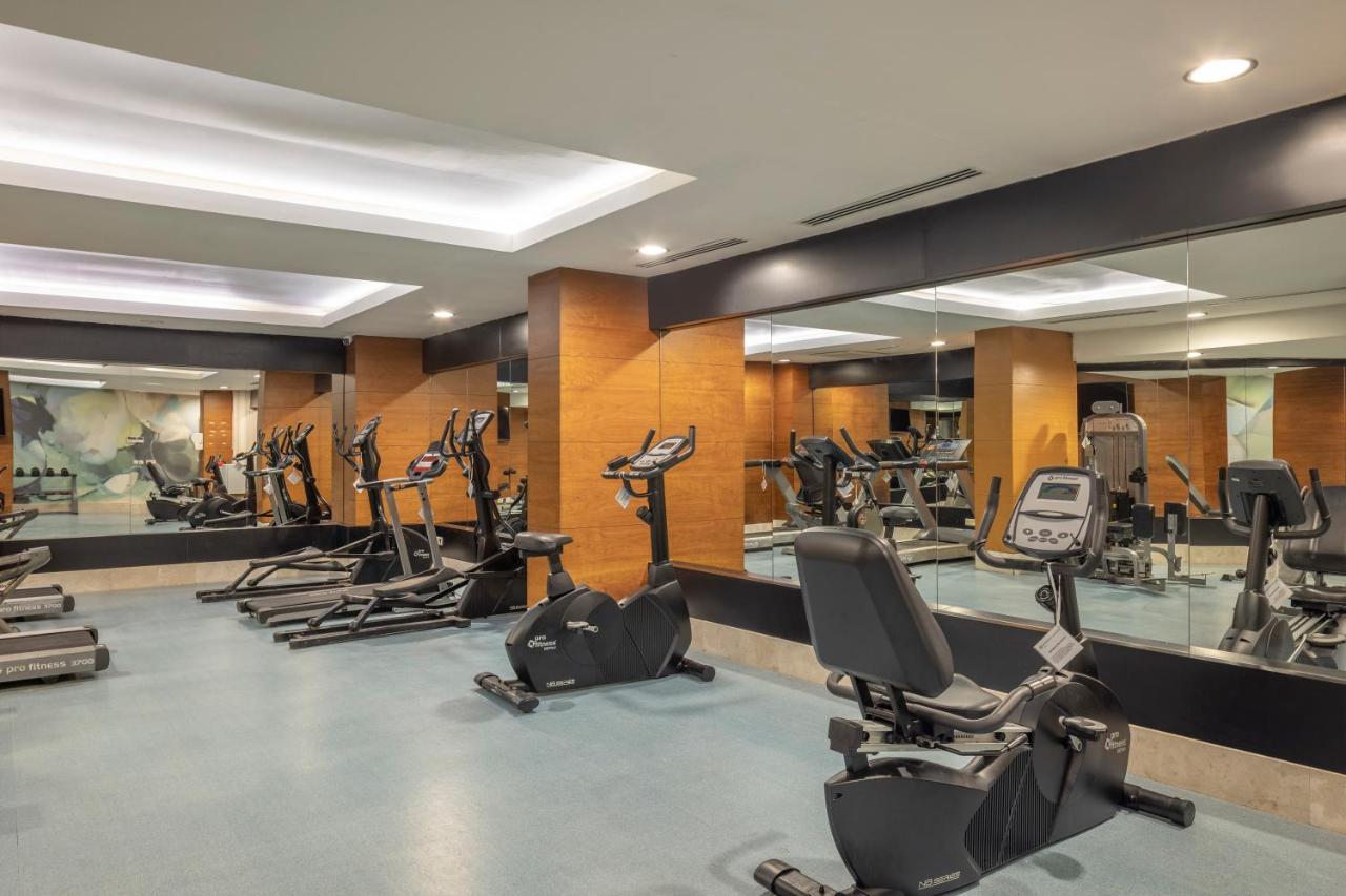 Wyndham Garden Lara Hotell Antalya Eksteriør bilde
