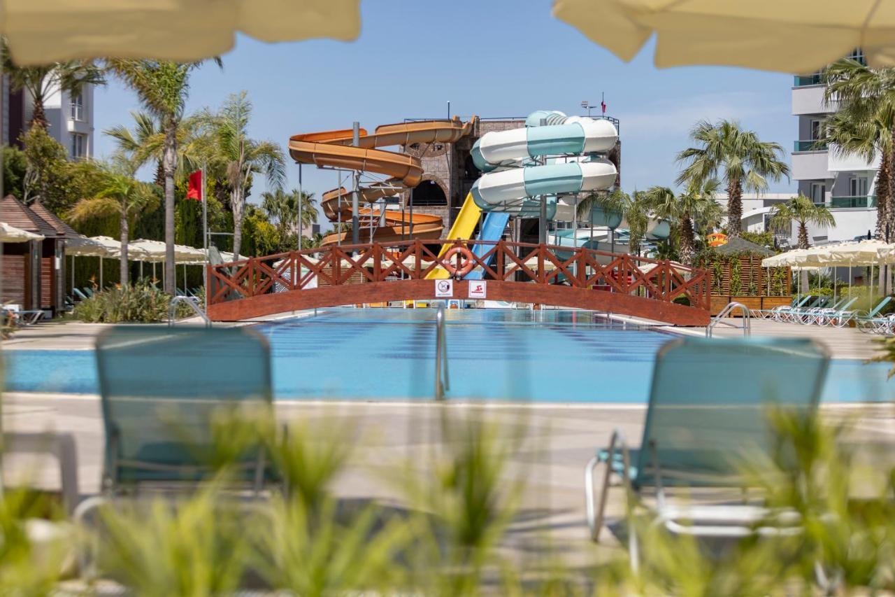 Wyndham Garden Lara Hotell Antalya Eksteriør bilde