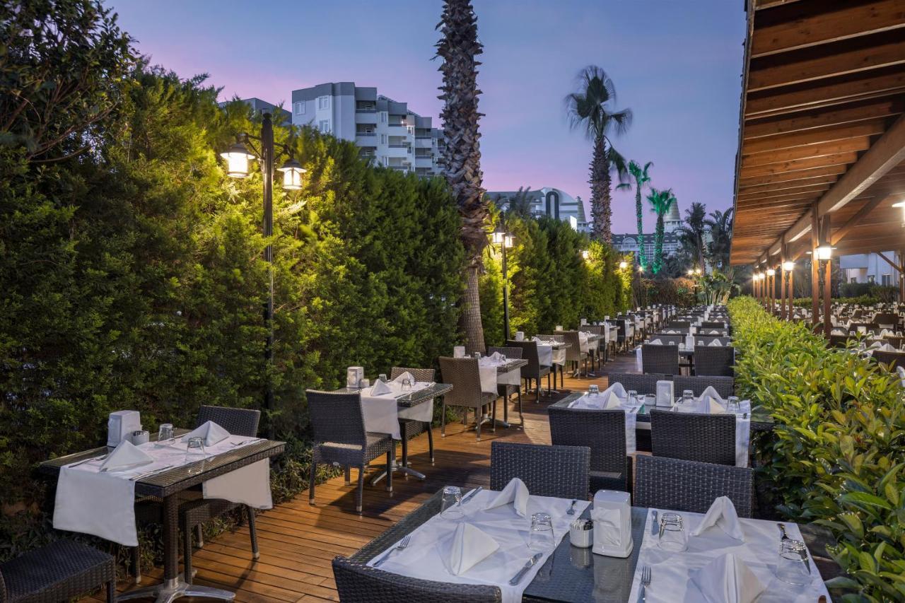 Wyndham Garden Lara Hotell Antalya Eksteriør bilde